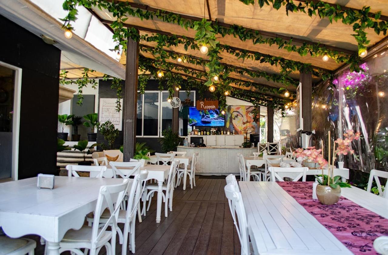 Vf Hotel Куэрнавака Экстерьер фото